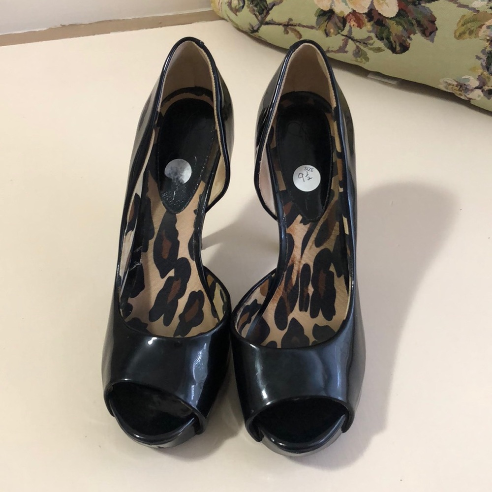 Women’s 9 1/2 black heels.